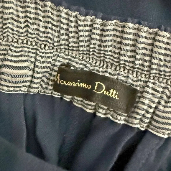 MASSIMO DUTTI | Wide-leg Trousers With Darts Pleats Navy Blue Viscose | Size 4 - Picture 7 of 8